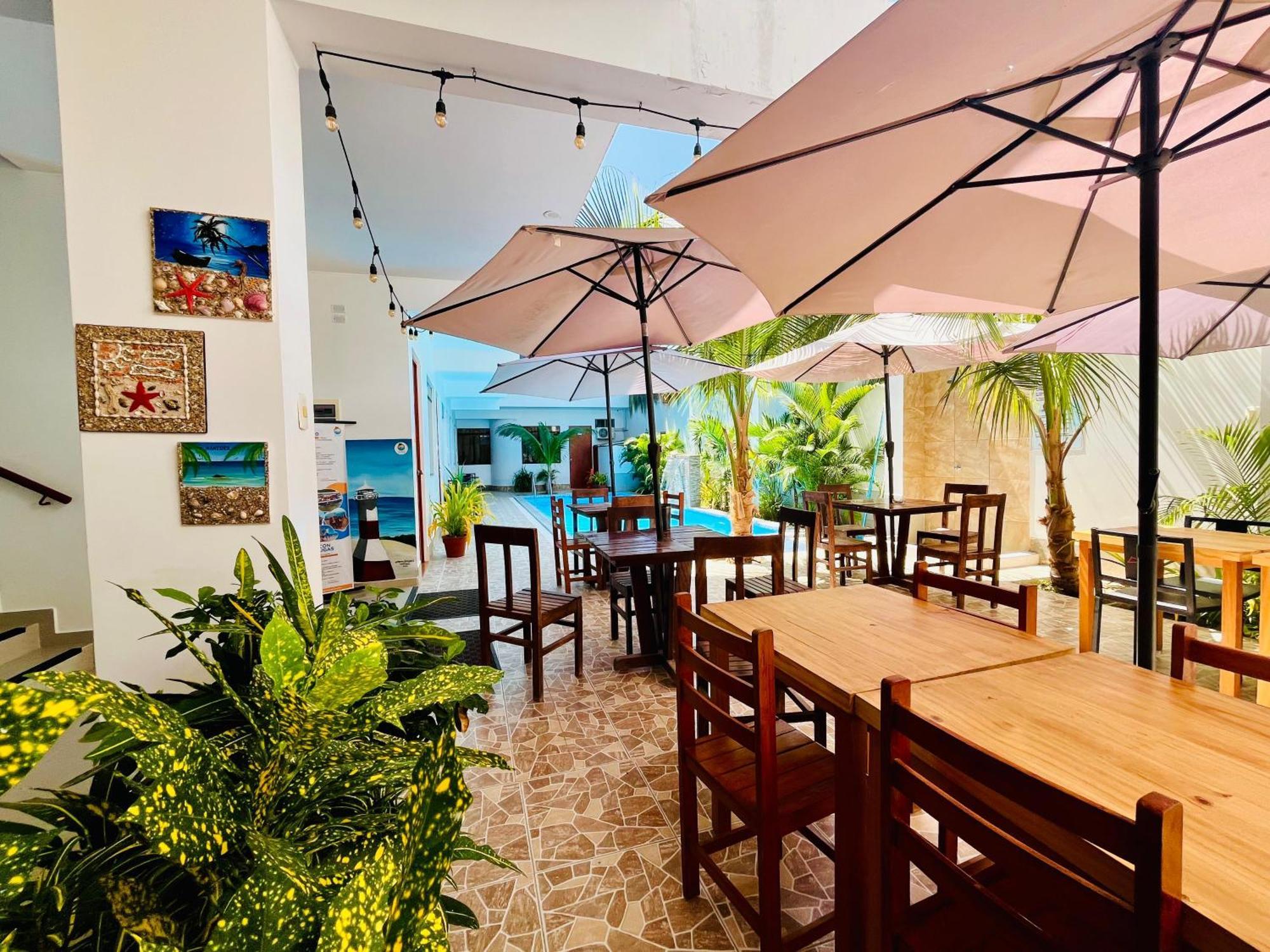 Hotel Ola Marina *